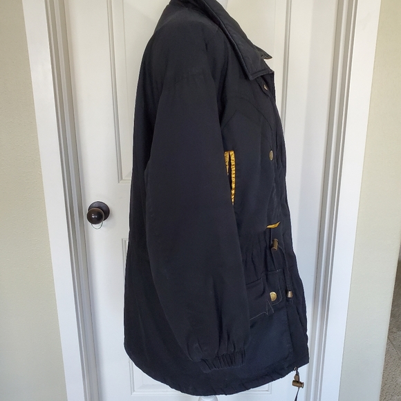 Women's Black and Tan Jacket - Picture 3 of 14